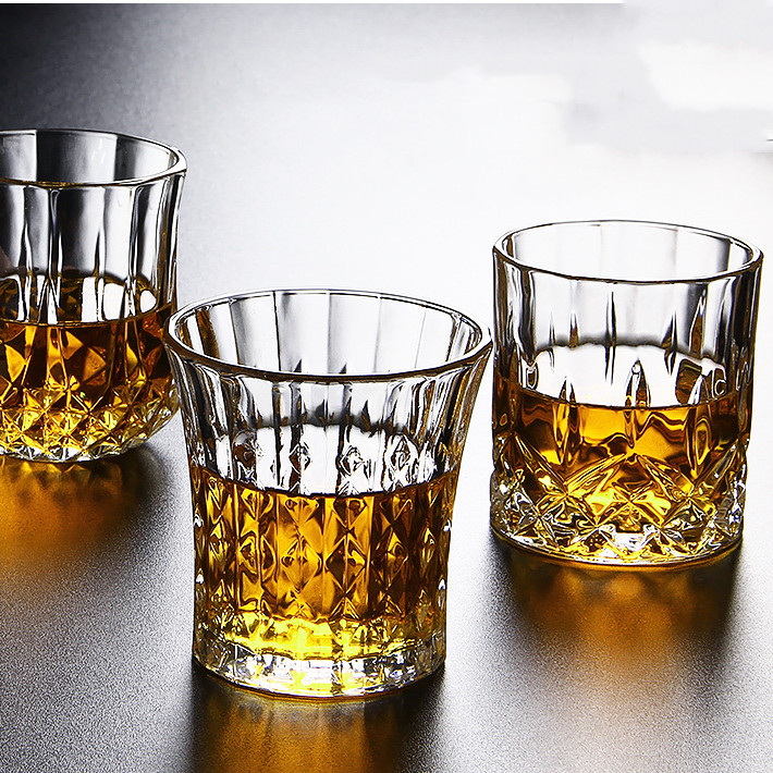 LuxeCrystal Home Glass for Elegant Drinkware