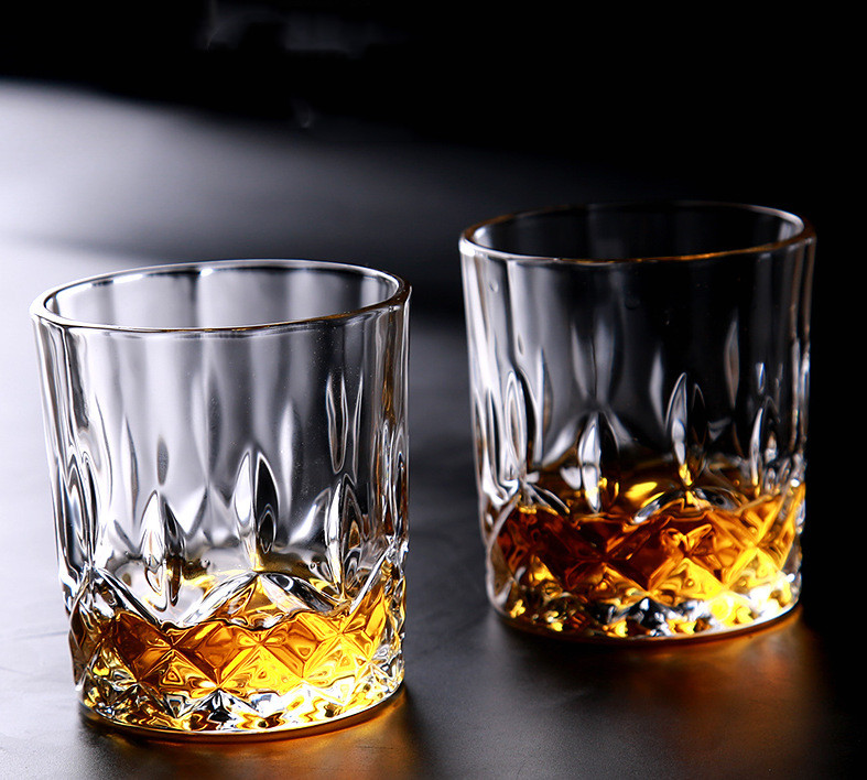 LuxeCrystal Home Glass for Elegant Drinkware